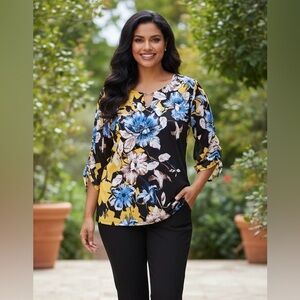 JM Collection gorgeous bright floral blouse, 3/4 sleeve round neck,side slit, L